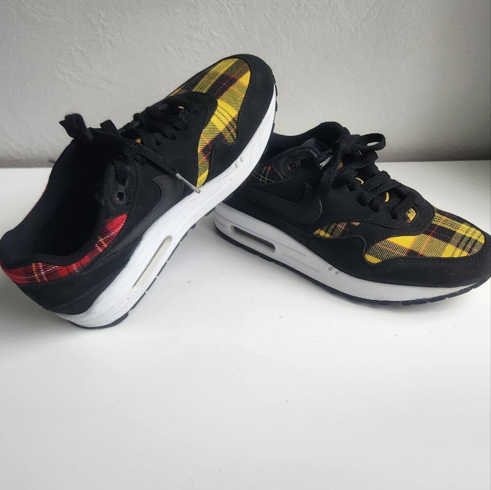 Nike Air Max 1 Tartan Black  yellow Women’s athletic sneakers shoe size 6